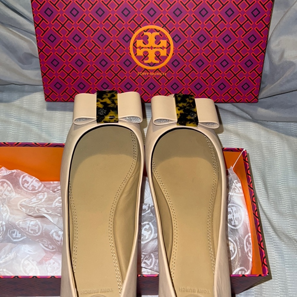 Tory Burch Leather Light Oak Flats